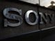 Логотип Sony Corp возле выставочного зала в Токио, 16 июля 2014 года. Фото: Yuya Shino / REUTERS