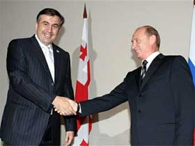 Саакашвили и Путин. Фото: AFP