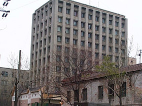 Здание ФСБ во Владивостоке. Фото с сайта novosti.vl.ru (с)