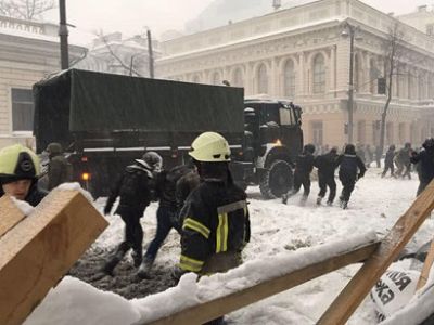 Задержания у Верховной Рады. Фото: pravda.com